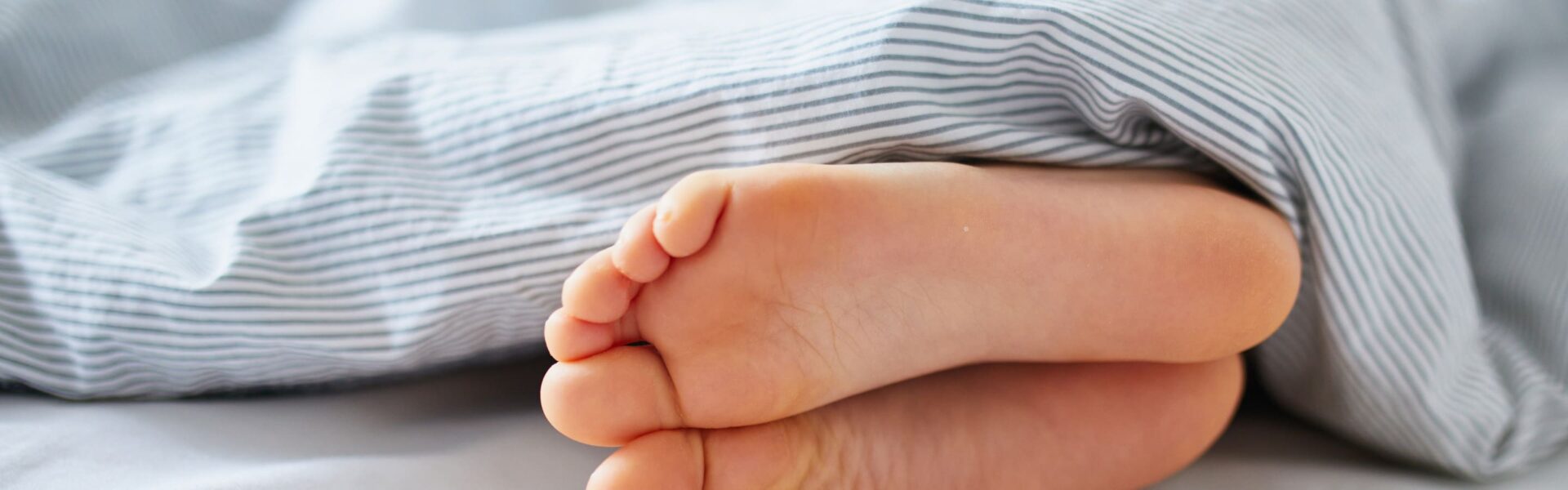 How to get soft and smooth feet?